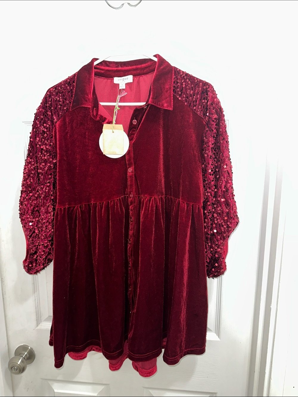 Umgee Wine Velvet Button-Down Tunic with Sequin Sleeves NWT